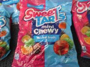 lot 441 image: 8- 6 oz Sweet Tart Mini Chewy...