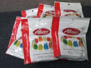 lot 457 image: 6- 7.5 oz Albanese Gummi Bears...