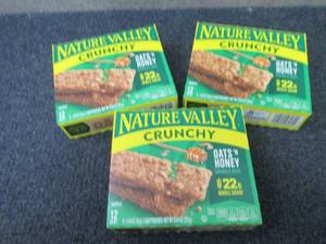 lot 464 image: 3 Boxes Nature Valley Crunchy Oats ...