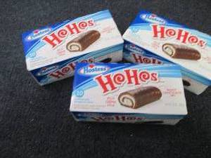 lot 516 image: 3- 10 oz Boxes Hostess Ho Hos...