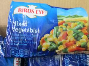 lot 527 image: 12- 16 oz pkg FROZEN Birds Eye Clas...