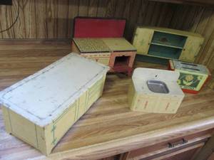 Collection of Antique tin dollhouse toys