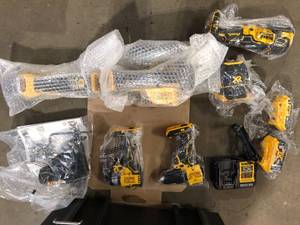 DEWALT 20-Volt MAX ToughSystem Lithium-Ion 6-Tool Cordless Combo Kit Customer Returns See Pictures