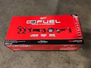 Milwaukee M18 FUEL 18V Lithium-Ion Brushless Cordless Combo Kit with Two 5.0 Ah Batteries, 1 Charger, 2 Tool Bags (7-Tool) Customer Returns See Pictures