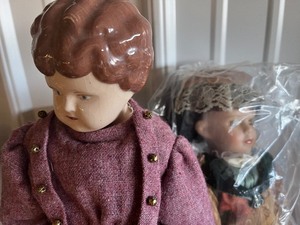 2 vintage dolls