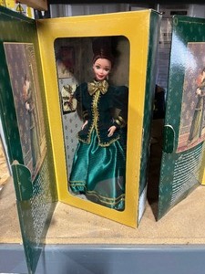 Yuletide Romance  Barbie   3rd in Series