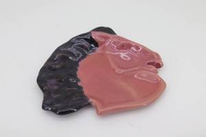 lot 15 image: Rosemeade Horsehead Dish  Tray