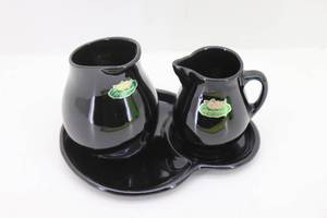 lot 22 image: Rosemeade Sugar & Cream Set & Dish