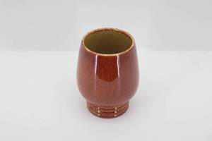 lot 25 image: Rosemeade 4 Vase