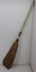 lot 69 image: Vintage Curling Broom