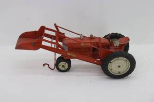 lot 120 image: Tru-Scale Loader Tractor