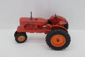 lot 122 image: Allis Chalmers WD45