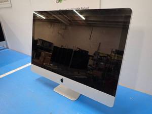 lot 7 image: Apple iMac 11,3 A1312 AIO PC &nbspINTEL CORE I7 870 2.9 Ghz  4GB DDR3 SDRAM  1TB HDD  Includes IOS and Power Cable  Light scratches on screen 