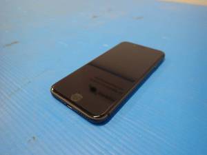 lot 20 image: Apple&nbspiphone 8 A1863  64GB of storage  Cellular Carrier Unlocked  Includes Charging Cable  Cracked back cover, scratches on screen