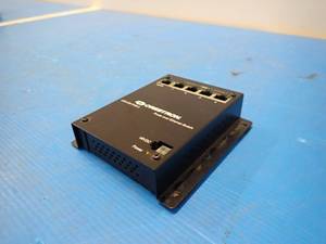 lot 41 image: Crestron&nbspCES-SW-POE-5 5-Port PoE Ethernet Switch