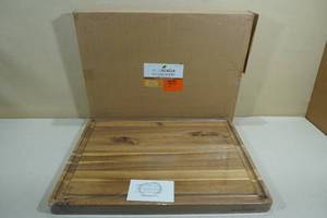 Villa Acacia Wood Cutting Board 24x18x1.5