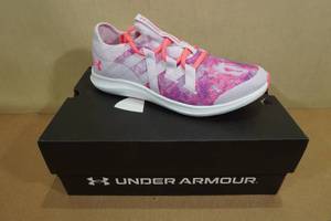 Under Armour Girls GGS Infinity 3 Sneakers -Size 5.5 Youth