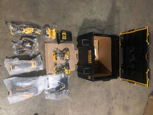 DEWALT 20-Volt MAX ToughSystem Lithium-Ion 6-Tool Cordless Combo Kit Customer Returns See Pictures