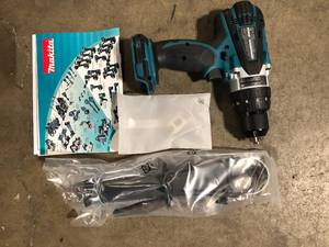 Makita 18V LXT Lithium-Ion 12 in. Cordless Hammer DriverDrill (Tool-Only) Customer Returns See Pictures