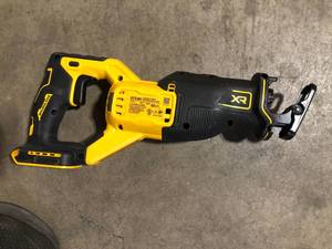 DEWALT FLEXVOLT 60V MAX Cordless Brushless Reciprocating Saw (Tool Only) Customer Returns See Pictures