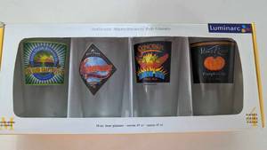 lot 119 image: Luminas Authentic Micro Brewery Pub 16 OZ Beer Glasses