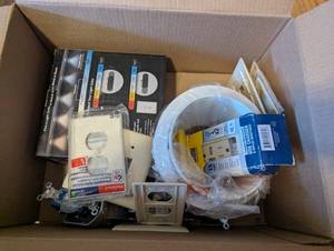 lot 142 image: Box Filled With Electrical Items-Smart 15 AMP Ivory Tamper Resisted USB Charger-5 & 6 Recessed Downlight