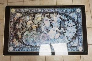 lot 224 image: Vintage Korean Peacock Low Tea Table