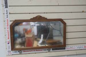 lot 259 image: Vintage Framed Mirror