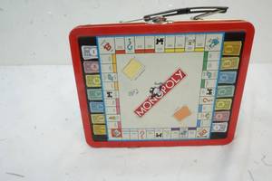 lot 61 image: Vintage Metal Lunch Box