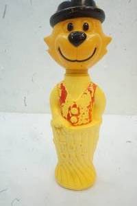 lot 63 image: Vintage Top Cat Soap Bottle