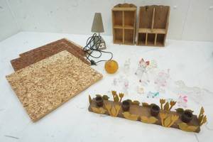lot 75 image: Home Decor