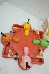 lot 88 image: Vintage Kids Toy