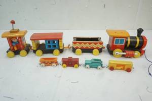 lot 98 image: Vintage Kids Toy