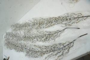 lot 116 image: Floral Decor