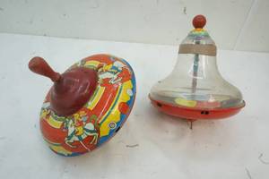 lot 117 image: Ohio Arts Vintage Spin Top Toys