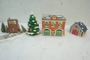 lot 125 image: The Original Snow Village Hand Painted