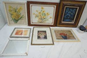 lot 149 image: Vintage Pictures Flowers
