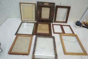 lot 159 image: Variety Of Wood Frames with Glass