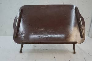 lot 358 image: antique easeltray