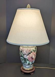 lot 21 image: Frederick Cooper Floral Ceramic Table Lamp