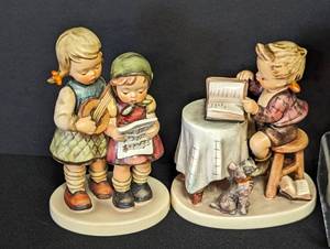 lot 31 image: Vintage Hummel Porcelain Figurines