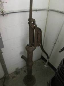 lot 31 image: 48 Cast Iron manually operated water pump