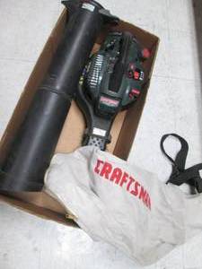 lot 66 image: Craftsman gas powered blowervac (may need carb or carb work)