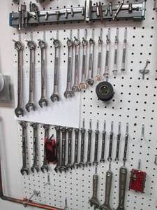 lot 89 image: Full Craftsman SAE and Metric wrench sets, crescent Wrenches and more