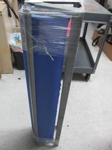 lot 95 image: Table top heavy duty paper dispenser
