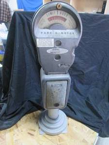 lot 107 image: Heavy duty Rockwell park-o-meter...