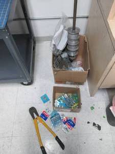 lot 184 image: Lot of garage door supplies and heavy duty 18 ferrule crimper tool