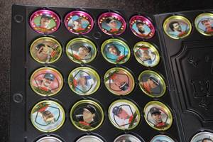 lot 46 image: 1990 Topps Baseball Coin Set
