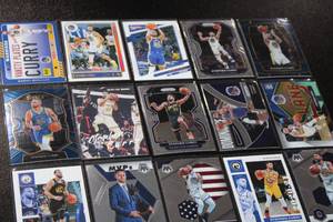 lot 51 image: Stephen Curry Basketball Card Lot  20 Different Cards