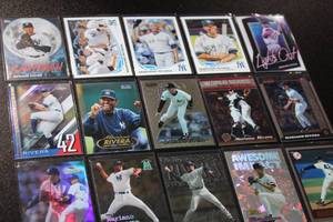 lot 53 image: Mariano Rivera Baseball Card Lot  20 Different Cards